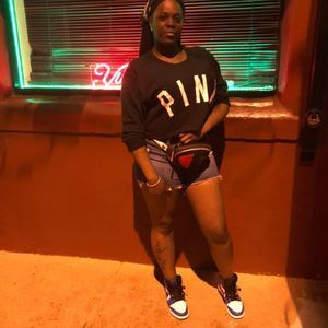 Meet your Posher, Laticia